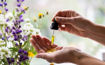 Natural vs Synthetic Moisturizers: Better Skincare Formulation Choices