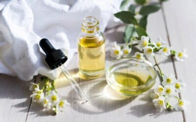 How to Use an Oil Cleanser for Gentle Makeup Removal and Soft Skin